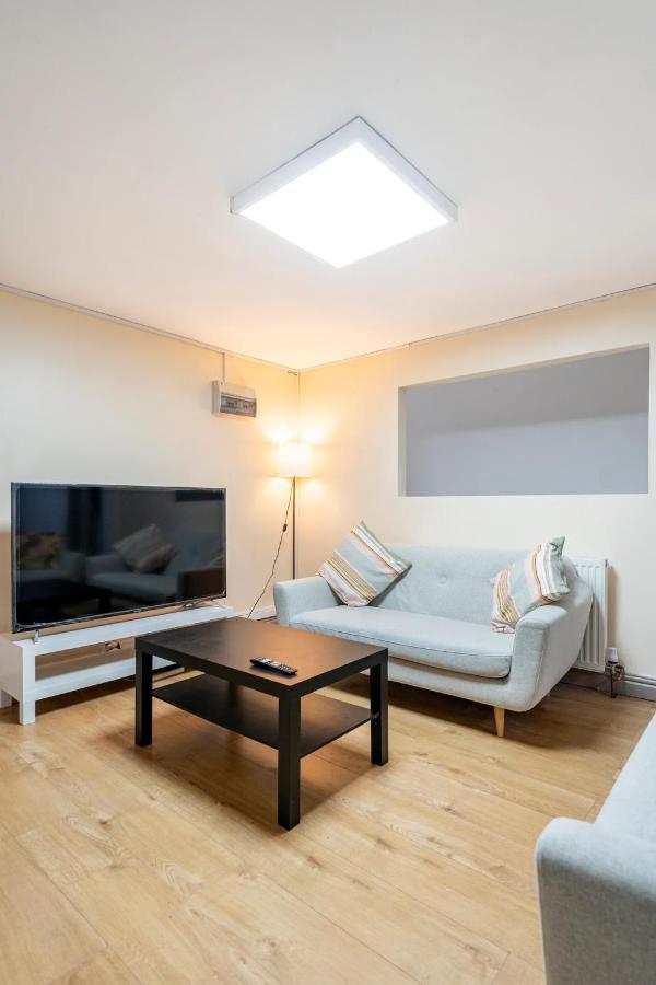 Double Bed Room In Flat Near Birmingham City Centre Exteriör bild